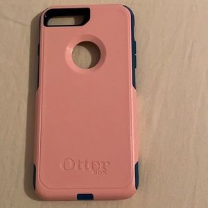 iPhone 8 Plus otter box case